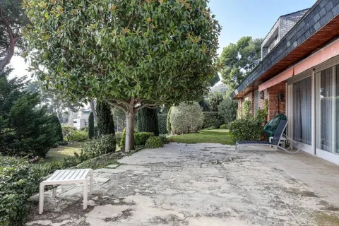 Купить дом в Барселона, Испания с 11 комнат, № 1711 - фото 15