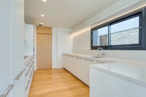 Купить дом в Барселона, Испания с 7 комнат, № 1713 - фото 3