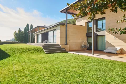 Купить дом в Барселона, Испания с 9 комнат, № 1712 - фото 8