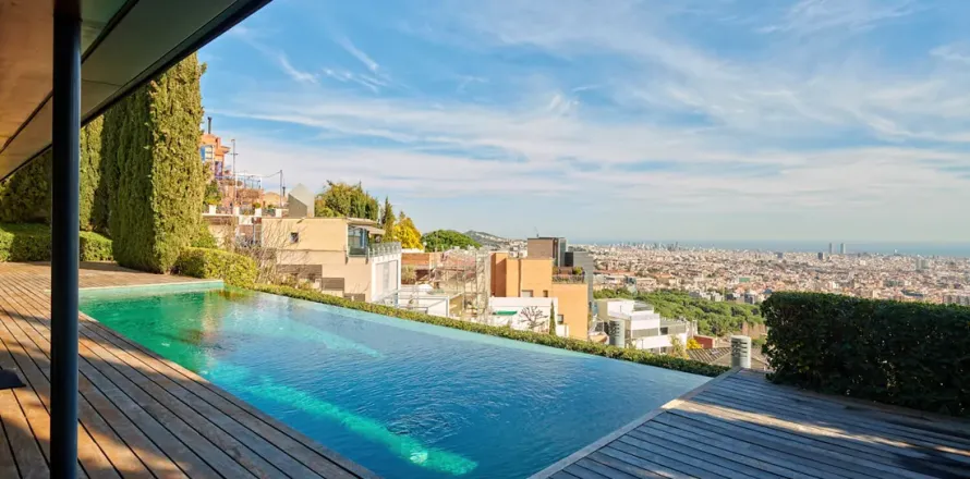 Дом с 8 спальнями в Барселоне, Каталония, Испания № 1712