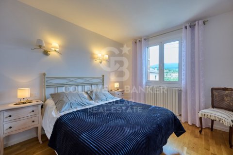 Купить дом в Каталония, Испания с 8 спален, 240м², № 5847 - фото 23