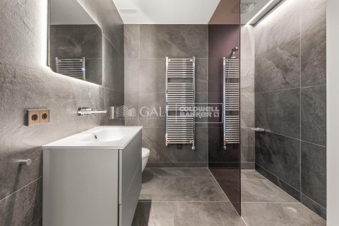 3 bedrooms apartment for sale in Principado De Andorra (Ninguna Poblacion Tiene C.P.), Lleida, Catalonia, Spain № 5852 - photo 20