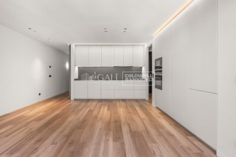 3 bedrooms apartment for sale in Principado De Andorra (Ninguna Poblacion Tiene C.P.), Lleida, Catalonia, Spain № 5852 - photo 6