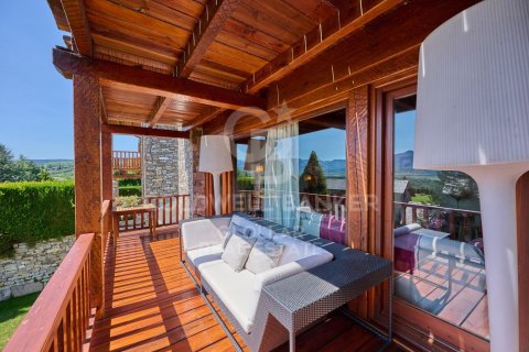 5 chambres triplex à vendre à Girona, Catalonia, Spain № 5850 - photo 16