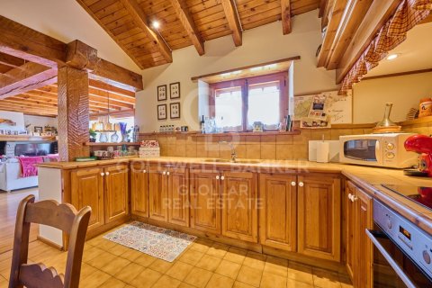 5 chambres triplex à vendre à Girona, Catalonia, Spain № 5850 - photo 23