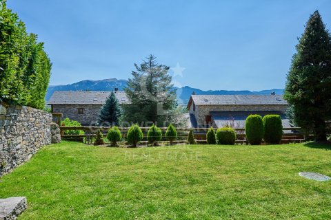 5 chambres triplex à vendre à Girona, Catalonia, Spain № 5850 - photo 9