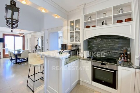 4 bedrooms villa for sale in Roses, Girona, Catalonia, Spain № 5849 - photo 11