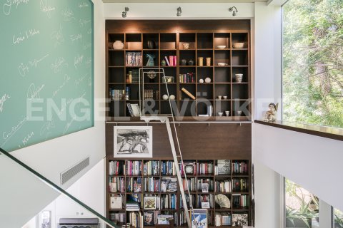 Купить виллу в Педральбес, Барселона, Испания с 5 спален, 600м², № 2639 - фото 5