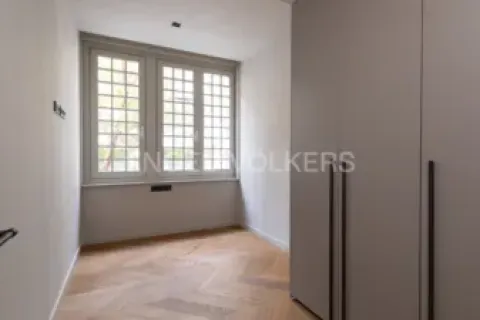 Apartamento de 4 dormitorios en venta en Ciudad Vieja, Barcelona, Cataluña, Spain № 2634 - foto 13