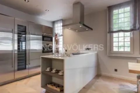 Квартира с 4 спальнями в Старый городе, Барселона, Каталония, Испания № 2634