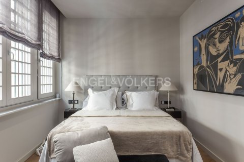 Купить квартиру в Старый город, Барселона, Испания с 3 спальни, 152м², № 2636 - фото 7