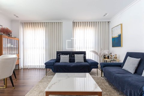4 bedrooms apartment for sale in Sant Just Desvern, Barcelona, Catalonia, Spain № 7116 - photo 8