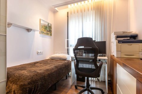 4 bedrooms apartment for sale in Sant Just Desvern, Barcelona, Catalonia, Spain № 7116 - photo 2