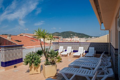 24 bedrooms commercial property for sale in Malgrat de Mar, Barcelona, Catalonia, Spain № 7113 - photo 7
