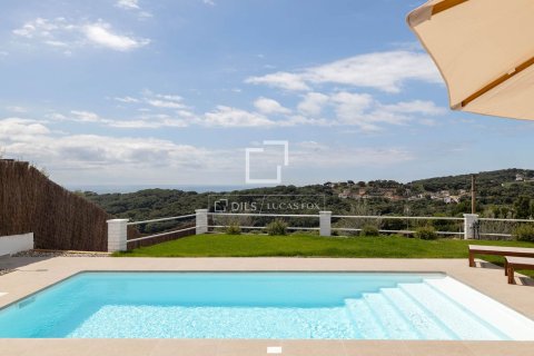 Купить виллу в Сан-Поль-де-Мар, Испания с 4 спальни, 250м², № 7117 - фото 3