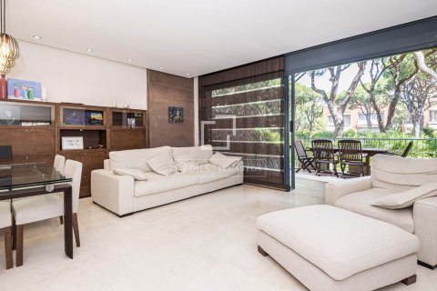 Villa de 4 dormitorios en alquiler en Gavà, Barcelona, Cataluña, Spain № 7246 - foto 25