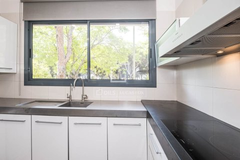 Villa de 4 dormitorios en alquiler en Gavà, Barcelona, Cataluña, Spain № 7246 - foto 15
