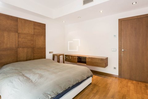 Villa de 4 dormitorios en alquiler en Gavà, Barcelona, Cataluña, Spain № 7246 - foto 11