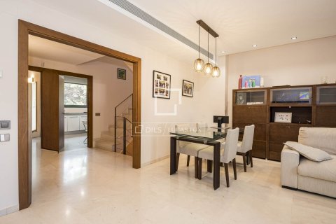 Villa de 4 dormitorios en alquiler en Gavà, Barcelona, Cataluña, Spain № 7246 - foto 24