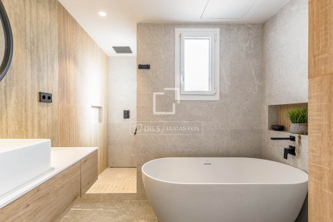 1 bedroom penthouse for sale in Barcelona, Catalonia, Spain № 7250 - photo 8
