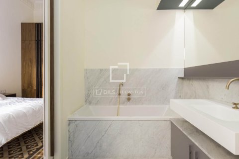 Apartamento de 3 dormitorios en alquiler en Barcelona, Cataluña, Spain № 7245 - foto 5