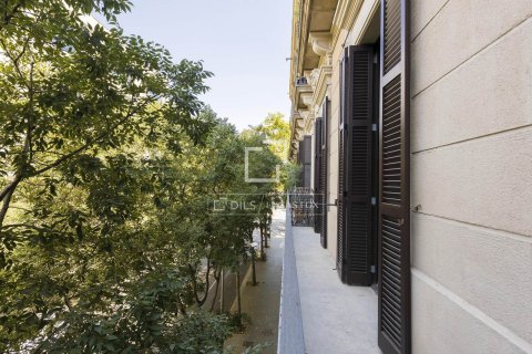 Apartamento de 3 dormitorios en alquiler en Barcelona, Cataluña, Spain № 7245 - foto 20