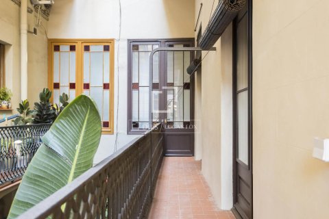 Apartamento de 3 dormitorios en alquiler en Barcelona, Cataluña, Spain № 7245 - foto 4