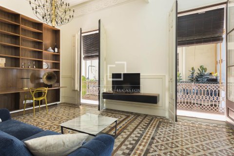 Apartamento de 3 dormitorios en alquiler en Barcelona, Cataluña, Spain № 7245 - foto 30