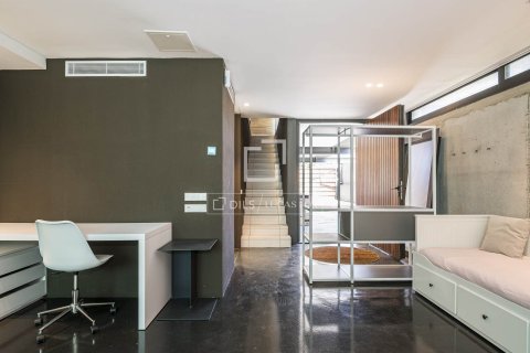 Villa de 3 dormitorios en alquiler en Castelldefels, Barcelona, Cataluña, Spain № 7248 - foto 11