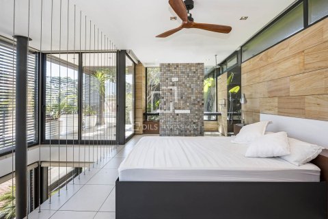 Villa de 3 dormitorios en alquiler en Castelldefels, Barcelona, Cataluña, Spain № 7248 - foto 13