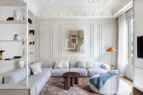 Apartamento de 2 dormitorios en alquiler en Barcelona, Cataluña, Spain № 7244
