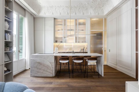 Apartamento de 2 dormitorios en alquiler en Barcelona, Cataluña, Spain № 7244 - foto 26