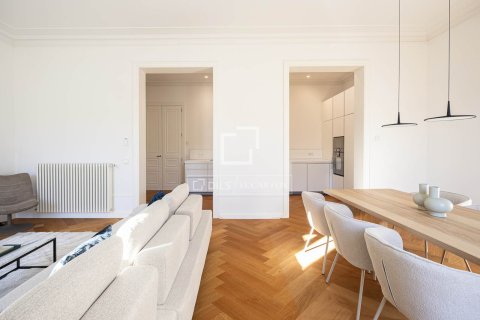 Apartamento de 3 dormitorios en alquiler en Barcelona, Cataluña, Spain № 7247 - foto 21