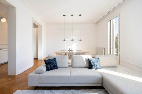 Apartamento de 3 dormitorios en alquiler en Barcelona, Cataluña, Spain № 7247 - foto 28