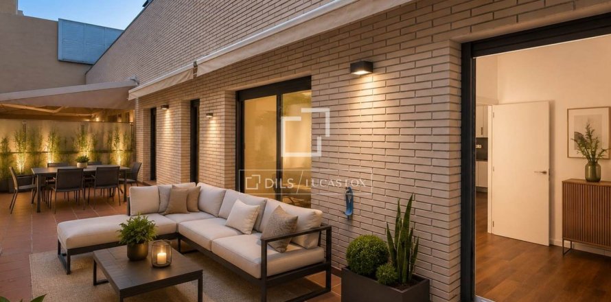 Apartamento de 3 dormitorios en venta en Sant Cugat del Vallès, Barcelona, Cataluña, Spain № 7249