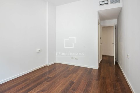 Apartamento de 3 dormitorios en venta en Sant Cugat del Vallès, Barcelona, Cataluña, Spain № 7249 - foto 18