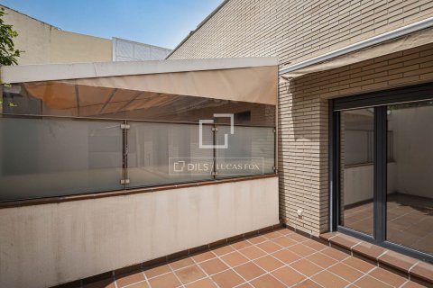 Apartamento de 3 dormitorios en venta en Sant Cugat del Vallès, Barcelona, Cataluña, Spain № 7249 - foto 2