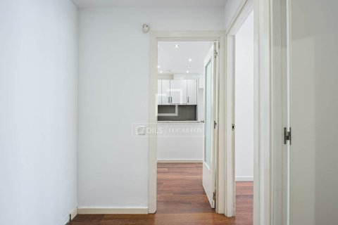 Apartamento de 3 dormitorios en venta en Sant Cugat del Vallès, Barcelona, Cataluña, Spain № 7249 - foto 11