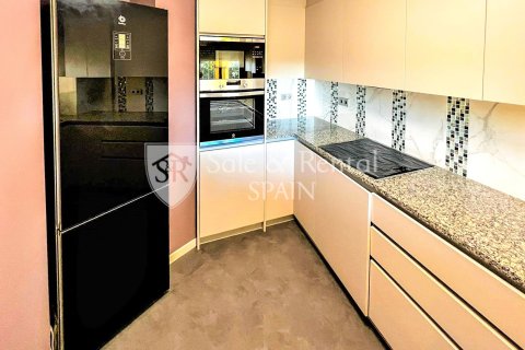 3 bedrooms apartment for sale in Sant Feliu de Guixols, Girona, Catalonia, Spain № 6768 - photo 10