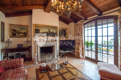 5 bedrooms house for sale in Lloret de Mar, Girona, Catalonia, Spain № 6769 - photo 8