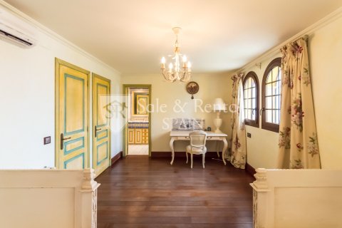 5 bedrooms house for sale in Lloret de Mar, Girona, Catalonia, Spain № 6769 - photo 26