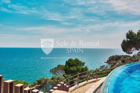 5 bedrooms house for sale in Sant Feliu de Guixols, Girona, Catalonia, Spain № 6773 - photo 5