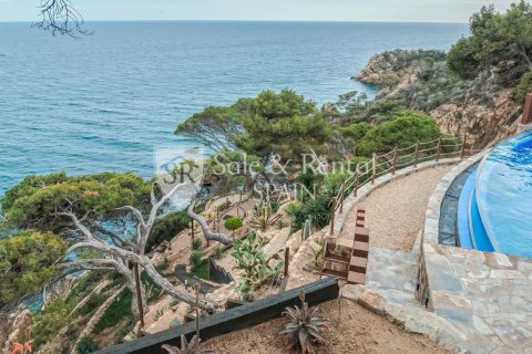 5 bedrooms house for sale in Sant Feliu de Guixols, Girona, Catalonia, Spain № 6773 - photo 11
