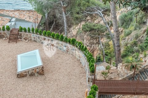 5 bedrooms house for sale in Sant Feliu de Guixols, Girona, Catalonia, Spain № 6773 - photo 8