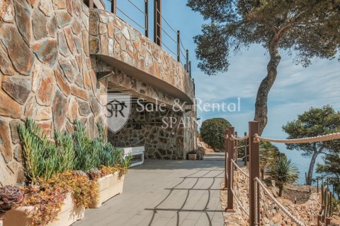 5 bedrooms house for sale in Sant Feliu de Guixols, Girona, Catalonia, Spain № 6773 - photo 14