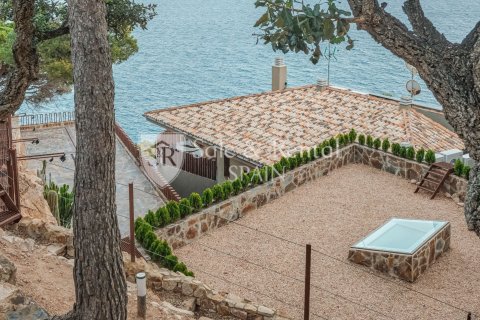 5 bedrooms house for sale in Sant Feliu de Guixols, Girona, Catalonia, Spain № 6773 - photo 7