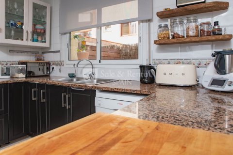 4 bedrooms house for sale in Lloret de Mar, Girona, Catalonia, Spain № 6774 - photo 10