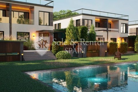 3 bedrooms house for sale in Lloret de Mar, Girona, Catalonia, Spain № 6667 - photo 5