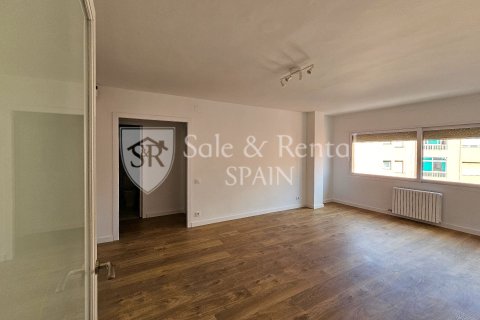 3 bedrooms apartment for sale in Sant Feliu de Guixols, Girona, Catalonia, Spain № 6669 - photo 3