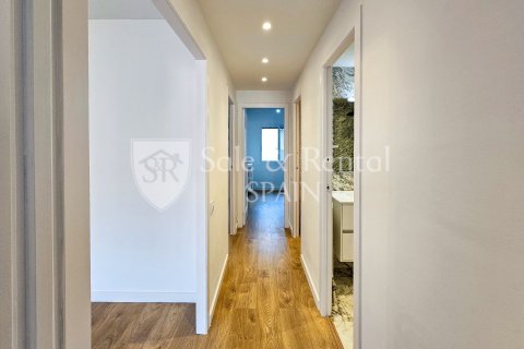 3 bedrooms apartment for sale in Sant Feliu de Guixols, Girona, Catalonia, Spain № 6669 - photo 17